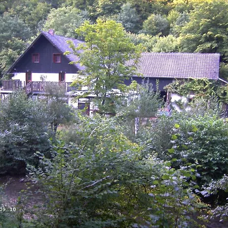 Neumuehle * Lutzerath