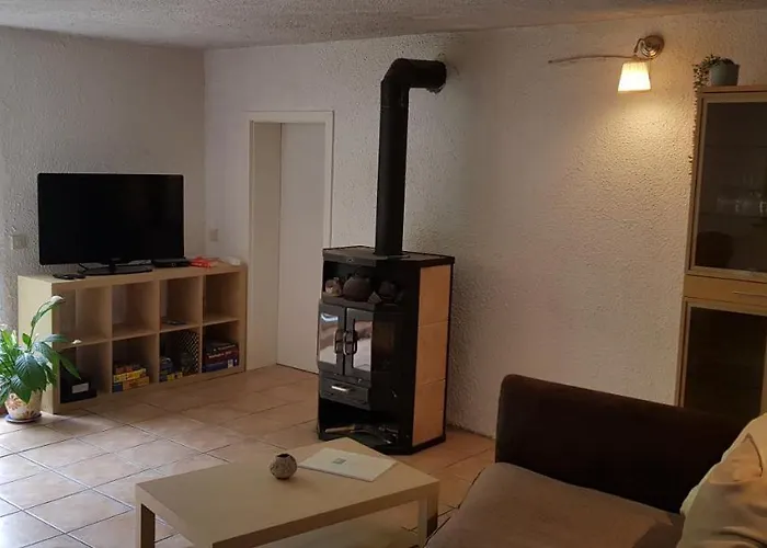 펜션 Neumuehle Lutzerath